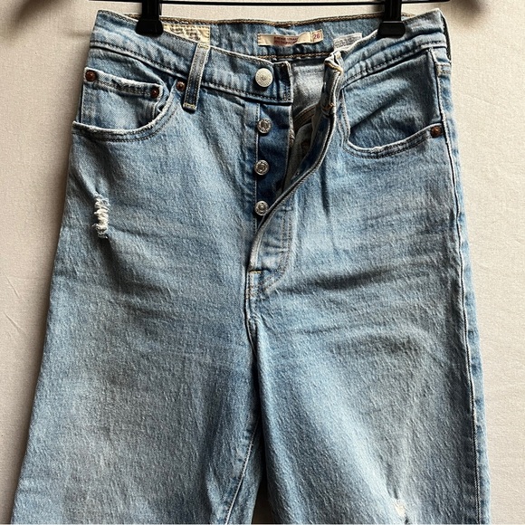 Levi’s Ribcage button fly straight distressed denim jeans Sz 26 - Picture 7 of 13